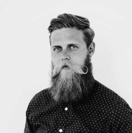 Tobias van Schneider